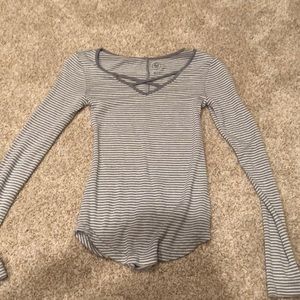 Gray and white crossed long sleeve